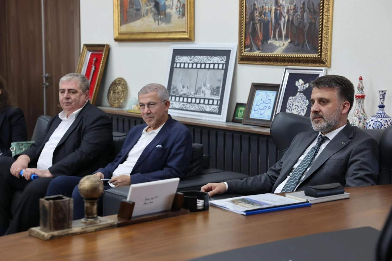 Başkan Vekili Biba’dan İznik’e ‘Kültür merkezi ve B Kafe’ müjdesi