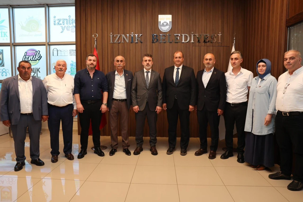Başkan Vekili Biba’dan İznik’e ‘Kültür merkezi ve B Kafe’ müjdesi
