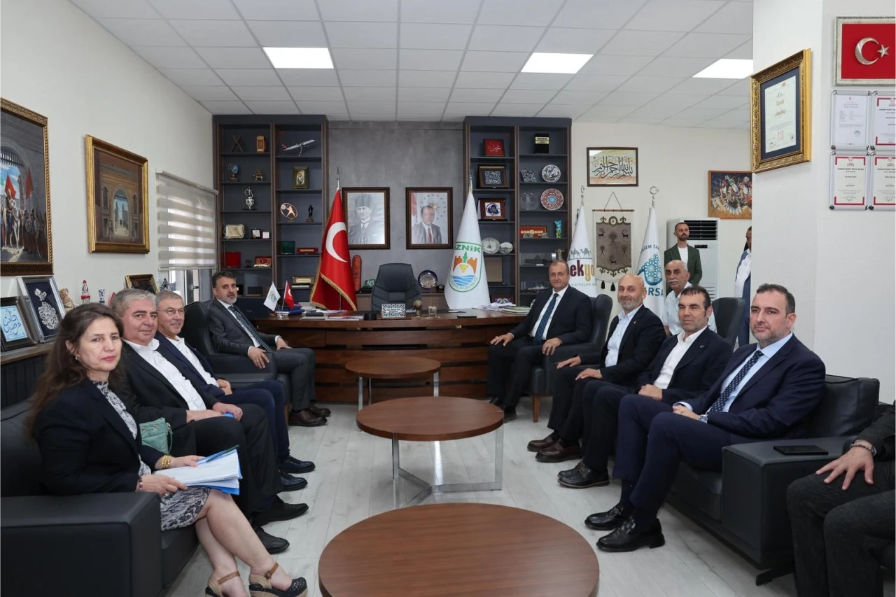 Başkan Vekili Biba’dan İznik’e ‘Kültür merkezi ve B Kafe’ müjdesi