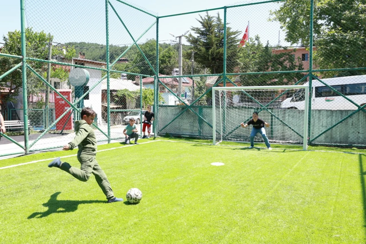 Başkan Erkan Aydın çocukların hayalini gerçekleştirdi