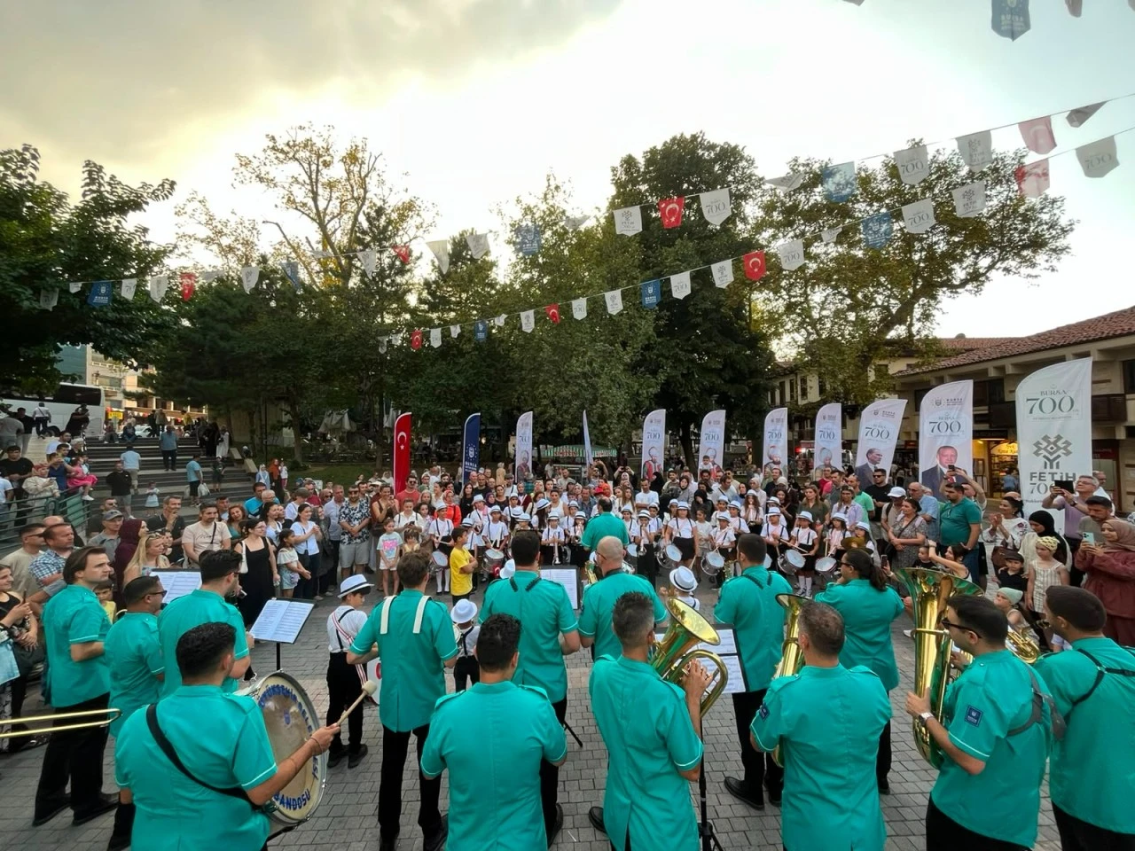 Bursa’da 700 yıllık fetih ruhu marşlarla yaşatılıyor