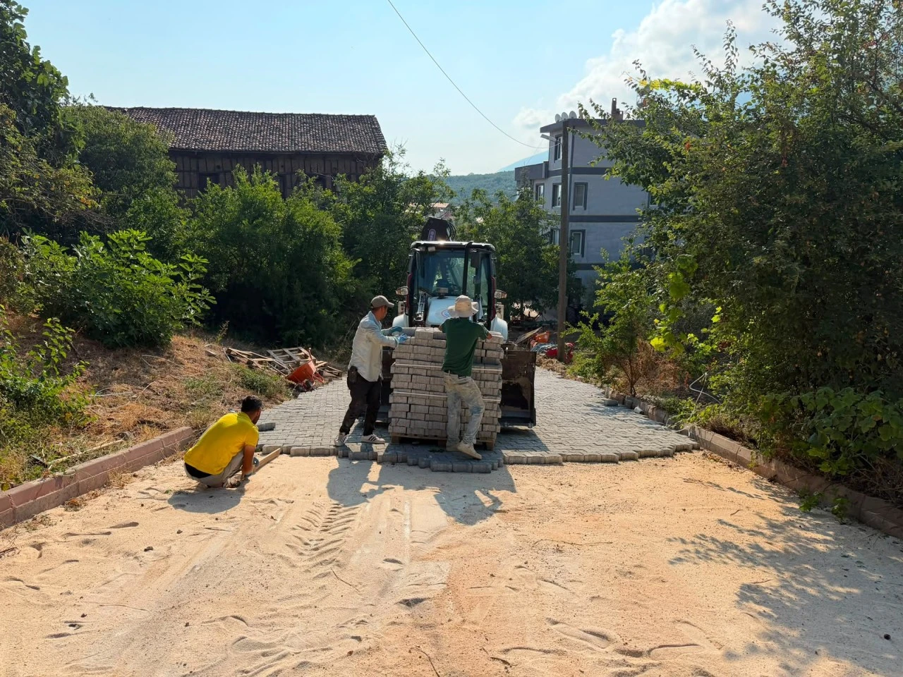 Orhangazi’nin dört bir yanında Fen İşleri mesaisi