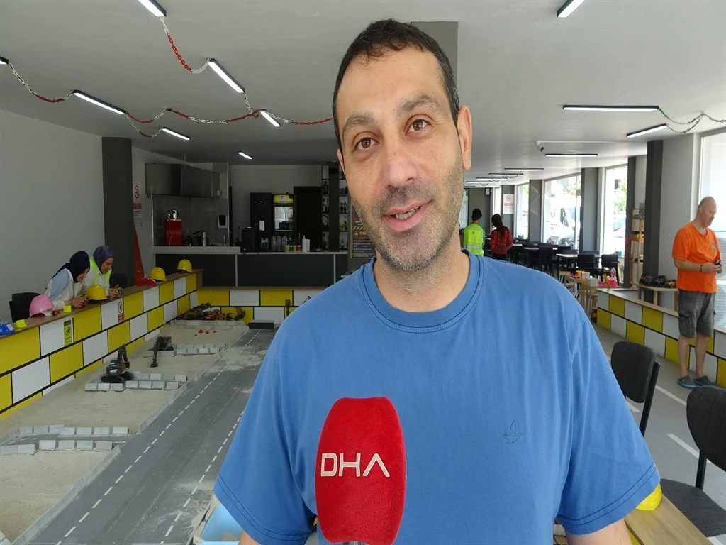 Bursa'da sıra dışı bir kafe