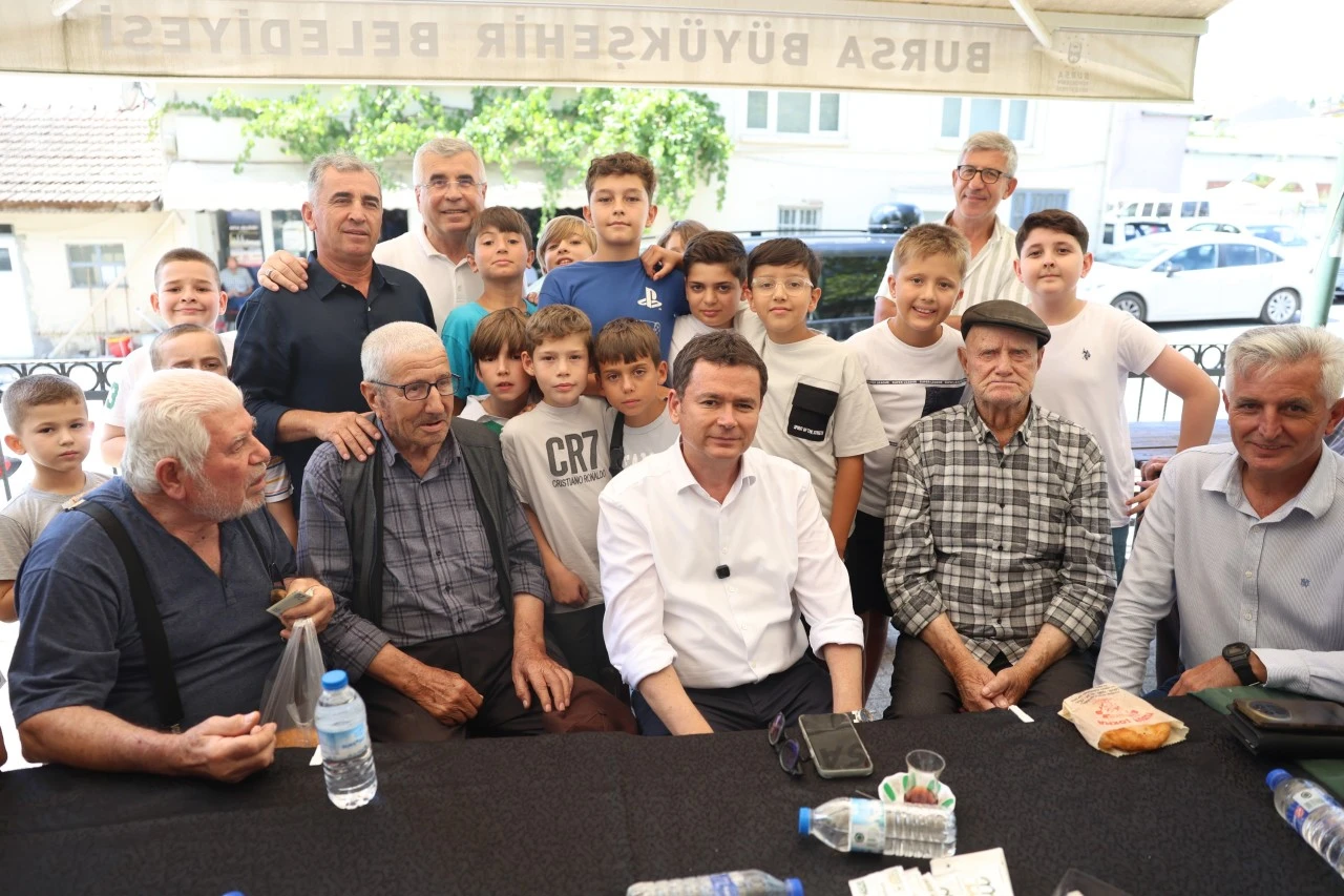 Başkan Erkan Aydın’a vatandaşlardan yoğun ilgi