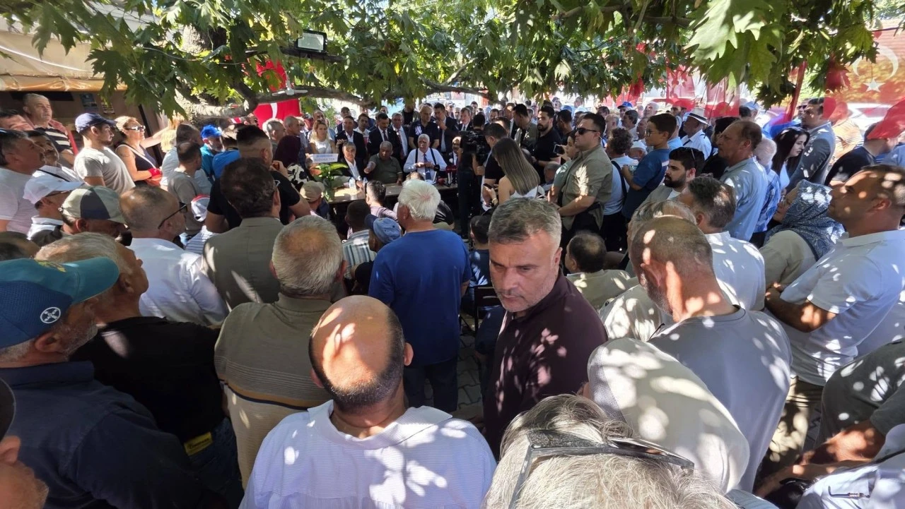İYİ Parti lideri Dervişoğlu Çeltikçi'de çiftçilerle buluştu