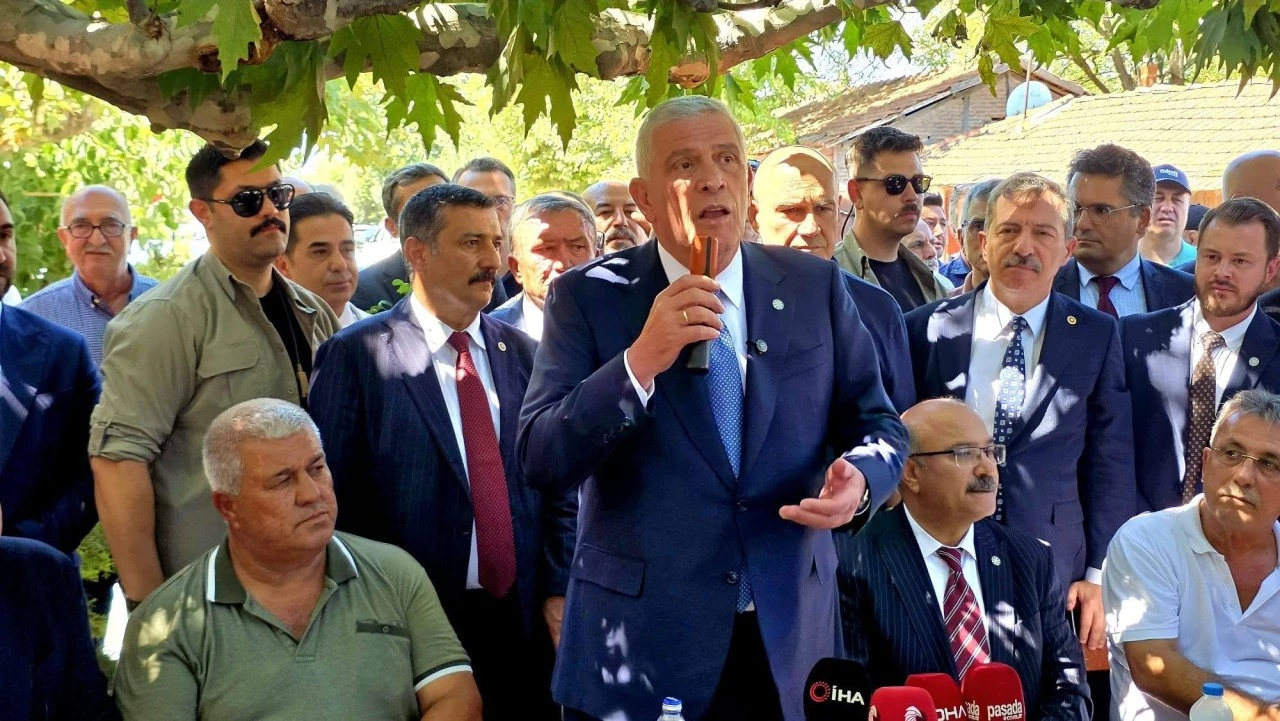 İYİ Parti lideri Dervişoğlu Çeltikçi'de çiftçilerle buluştu