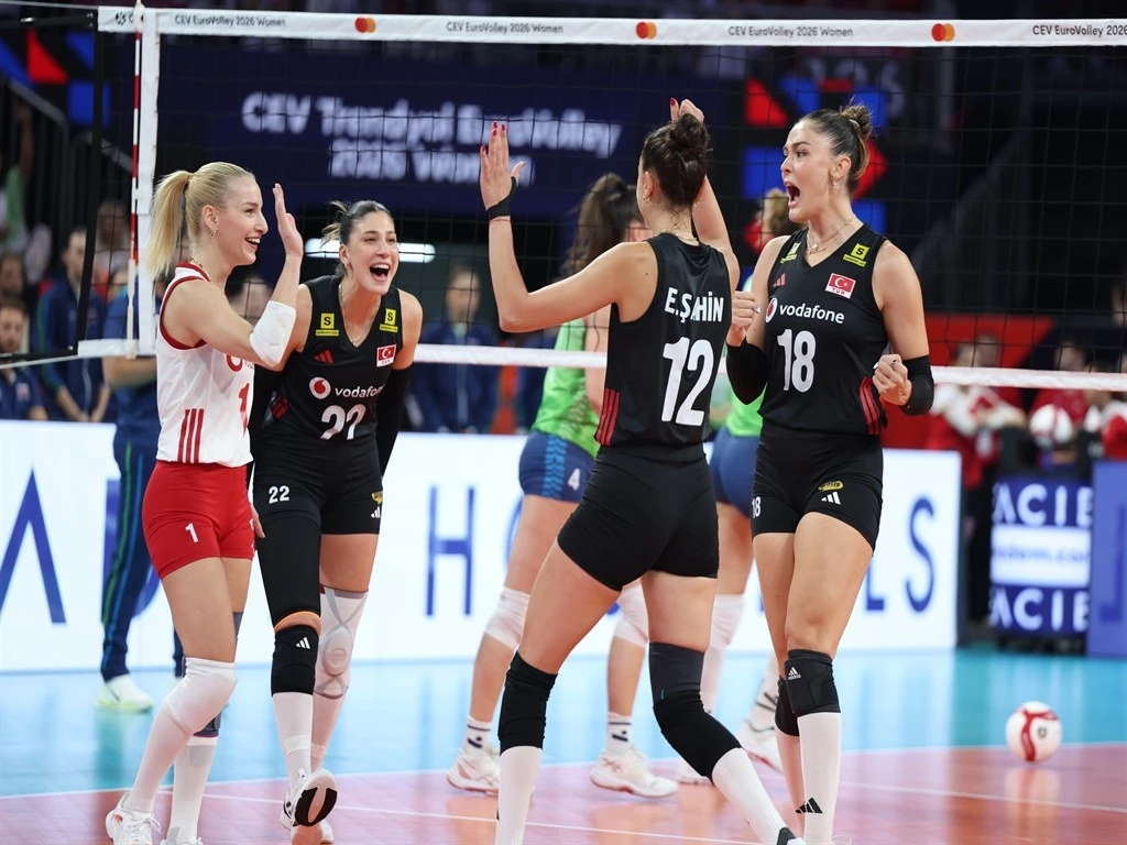 Filenin Sultanları, CEV Avrupa Voleybol Şampiyonası'nda 2'de 2 yaptı