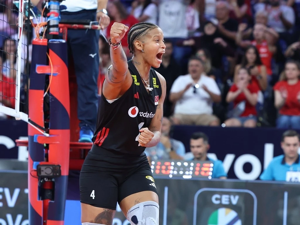 Filenin Sultanları, CEV Avrupa Voleybol Şampiyonası'nda 2'de 2 yaptı