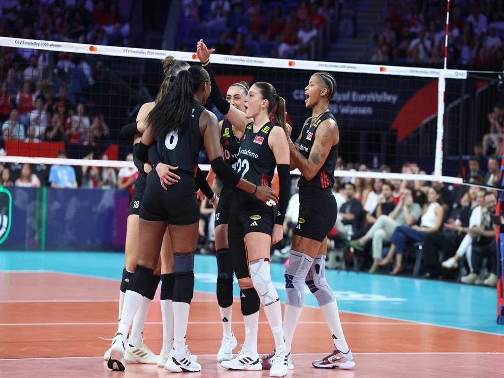 Filenin Sultanları, CEV Avrupa Voleybol Şampiyonası'nda 2'de 2 yaptı