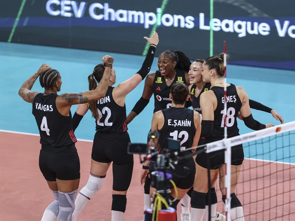 Filenin Sultanları, CEV Avrupa Voleybol Şampiyonası'nda 2'de 2 yaptı