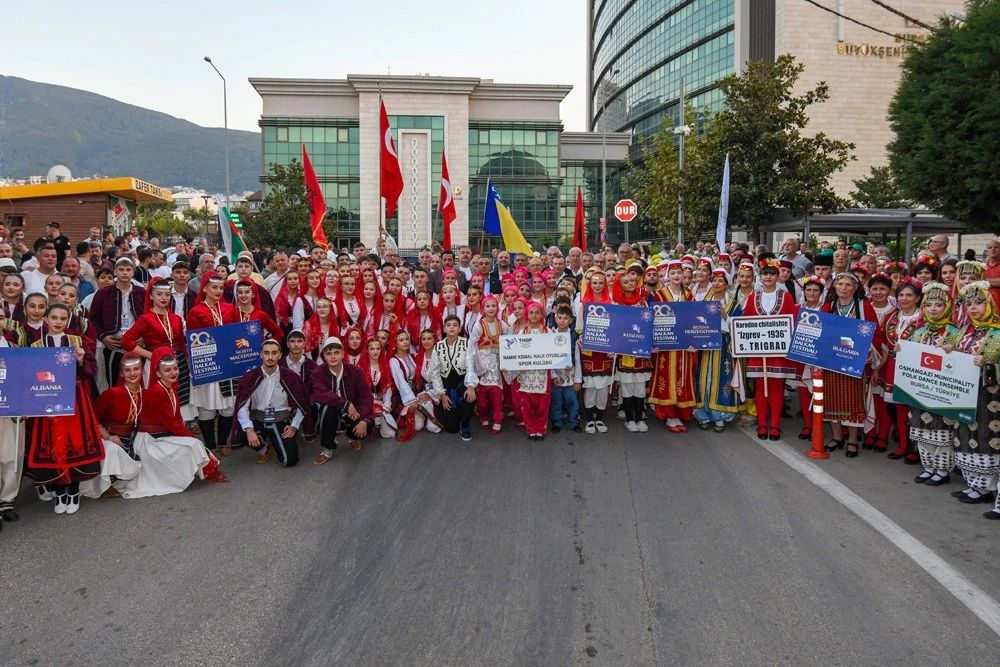 Bursa,  20. Osmangazi Belediyesi Uluslararası NAKEM Balkan Festivali başladı