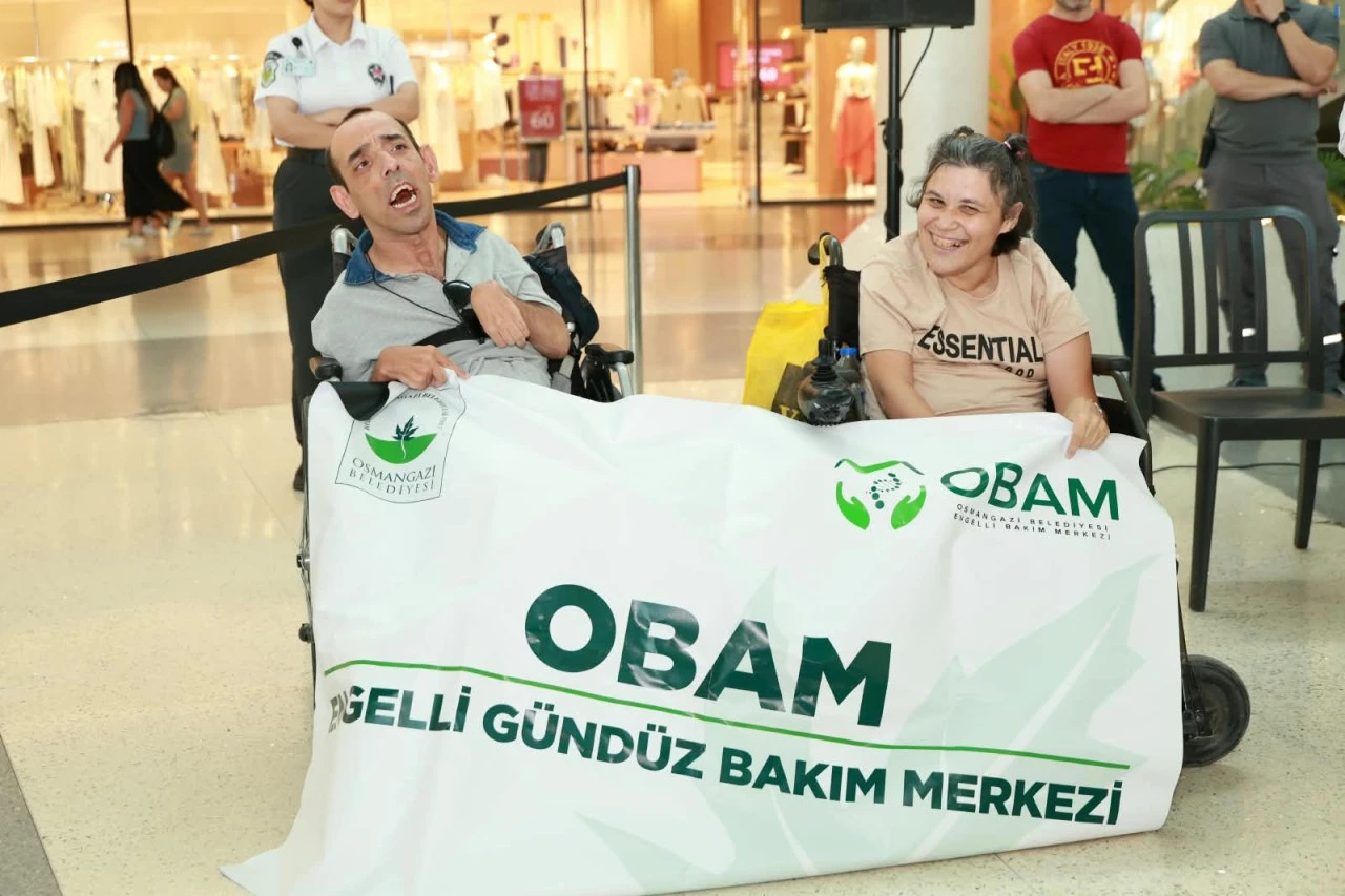 Özel öğrencilerden 30 Ağustos Zafer Bayramı konseri