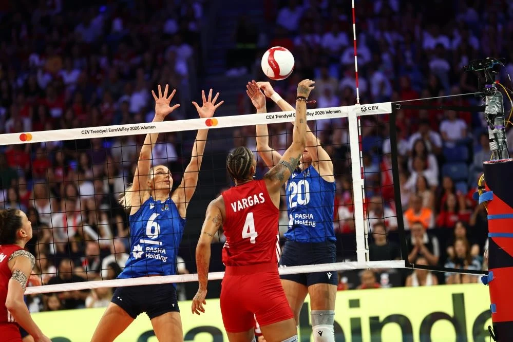 Azerbaycan'ı 3-0 yenen Filenin Sultanları çeyrek finale yükseldi
