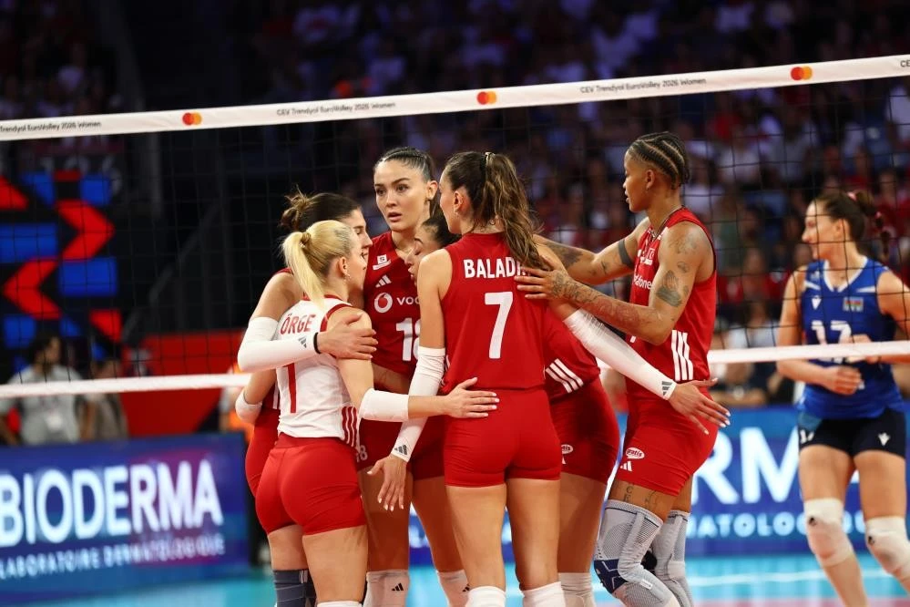 Azerbaycan'ı 3-0 yenen Filenin Sultanları çeyrek finale yükseldi