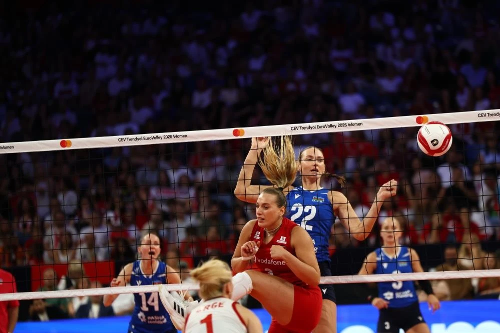 Azerbaycan'ı 3-0 yenen Filenin Sultanları çeyrek finale yükseldi