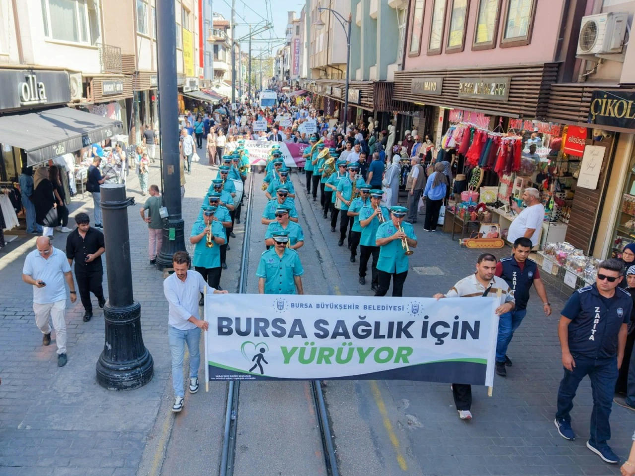 Bursa sağlık için yürüdü