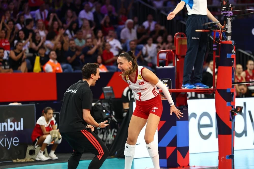 Filenin Sultanları Avrupa Şampiyonası'nda yarı finale çıktı