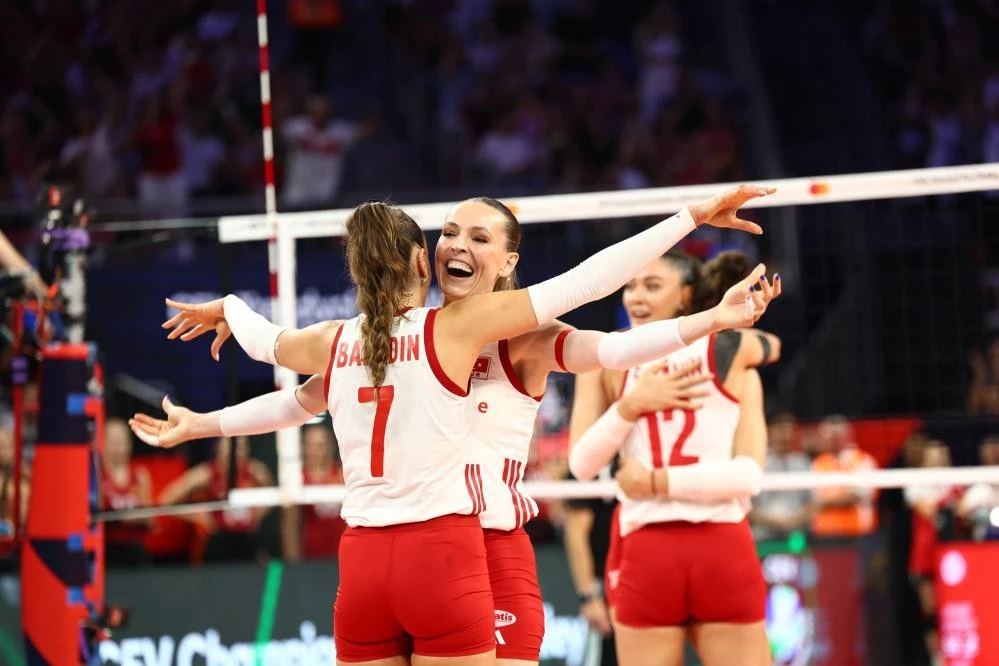 Filenin Sultanları Avrupa Şampiyonası'nda yarı finale çıktı