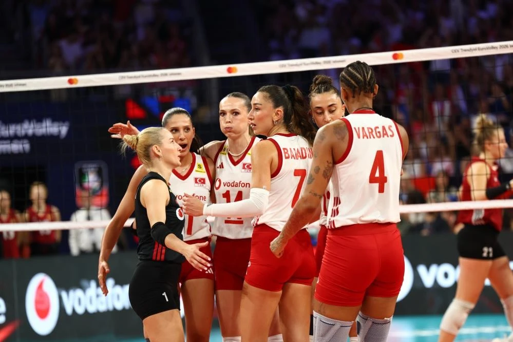 Filenin Sultanları Avrupa Şampiyonası'nda yarı finale çıktı