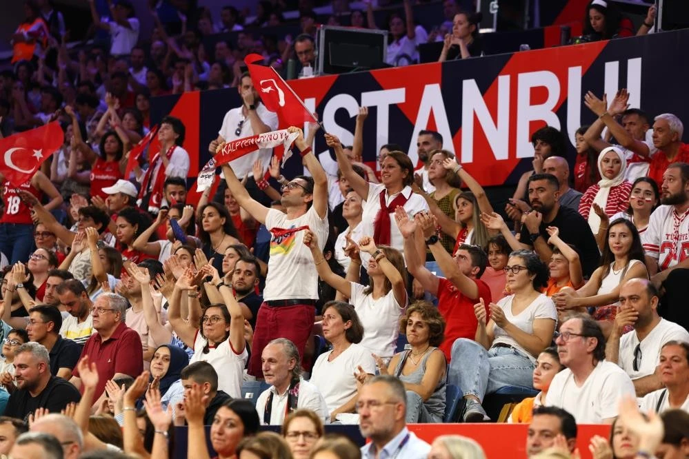 Filenin Sultanları Avrupa Şampiyonası'nda yarı finale çıktı