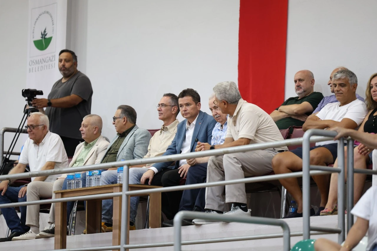 Başkan Erkan Aydın'dan basketbola tam  destek