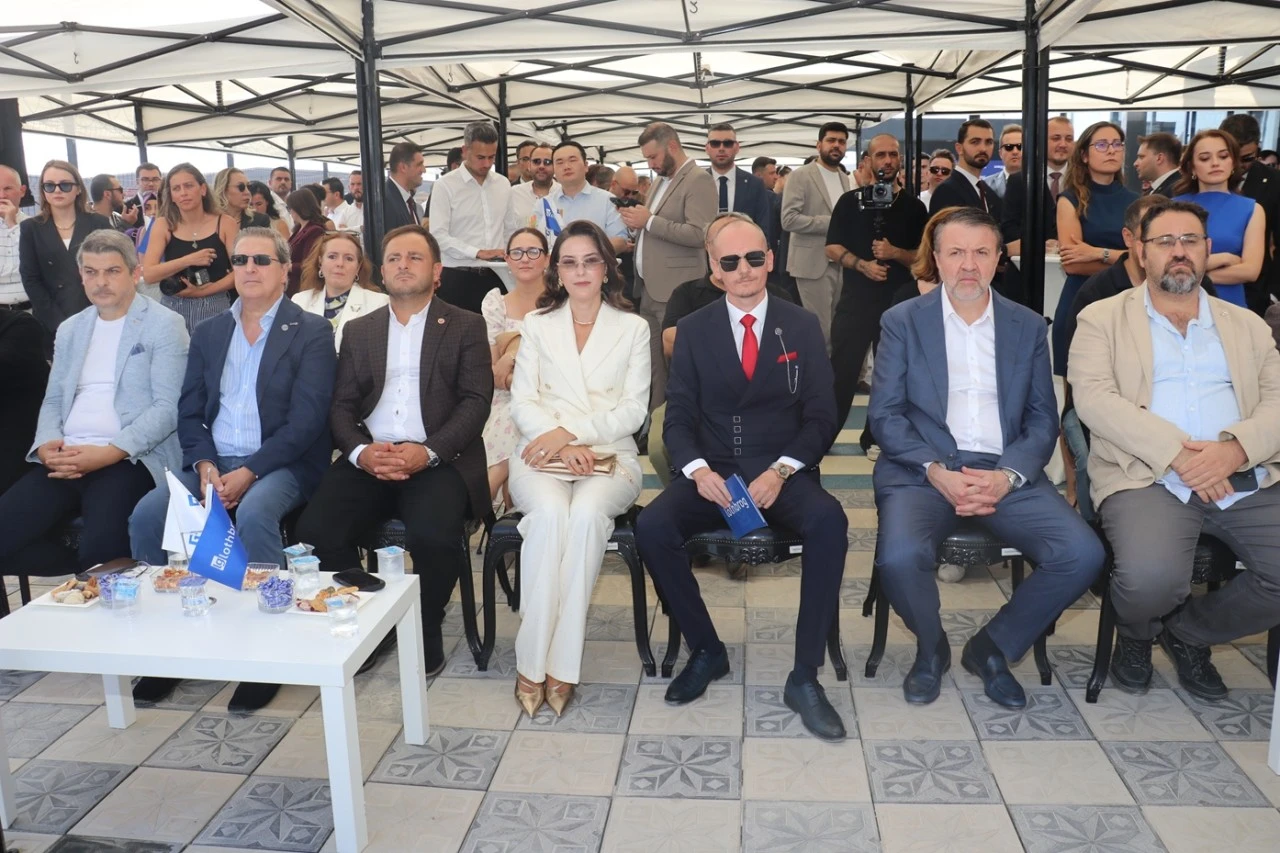 Lothbrog Makine'den 5 dönümlük tesis: Dünyanın en büyük 3. Shovroom'u