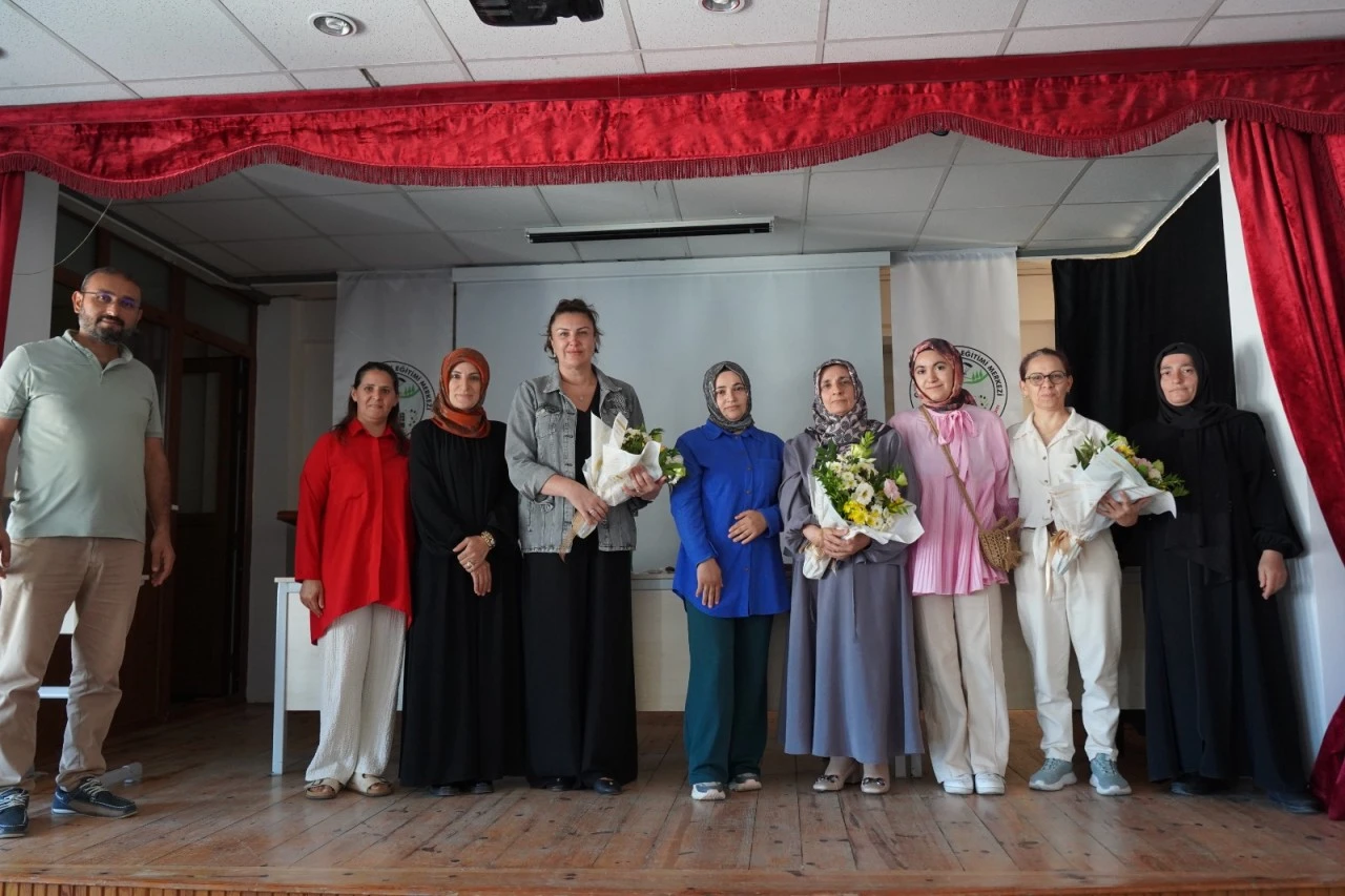 Festivalde zeytinin bereketi hünerli ellerde lezzete dönüştü
