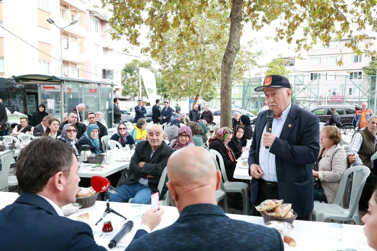 Başkan Erkan Aydın halkla iç içe olmaya devam ediyor