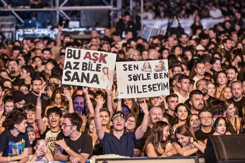 Şebnem Ferah'tan muhteşem performans