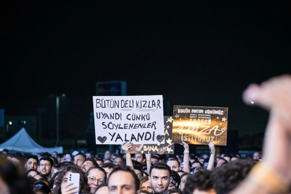 Şebnem Ferah'tan muhteşem performans