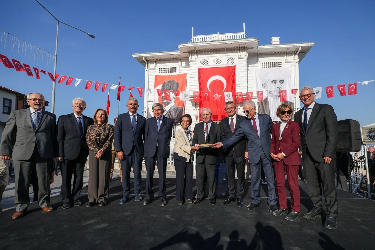 Mudanya, Mütareke'nin 104. yılında barış için buluştu