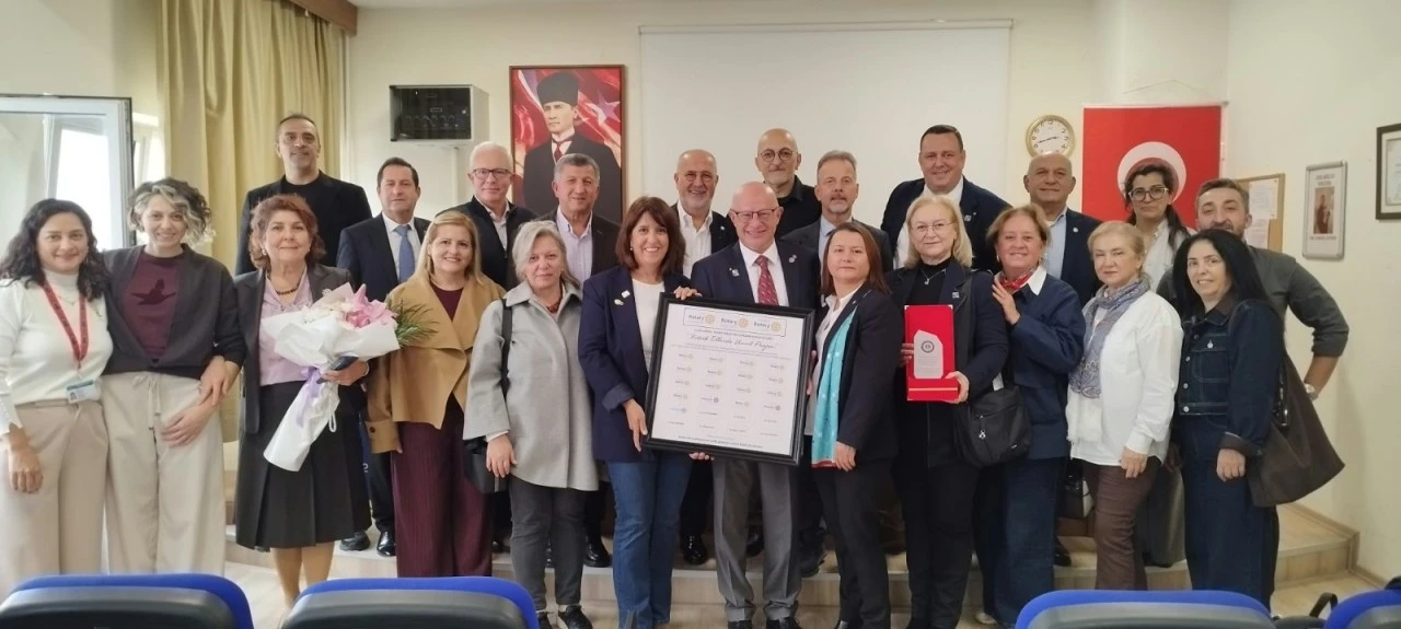 Bursa G&ouml;kdere Rotary Kul&uuml;b&uuml;'nden 'K&uuml;&ccedil;&uuml;k Ellerde Umut' projesi