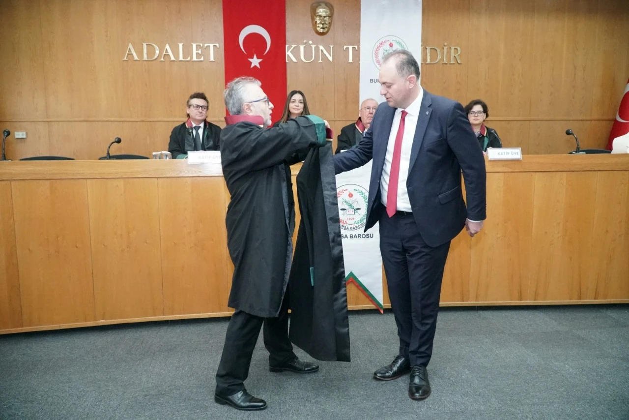 Bursa Barosu’nda Yener Poroy ve yönetimi göreve başladı