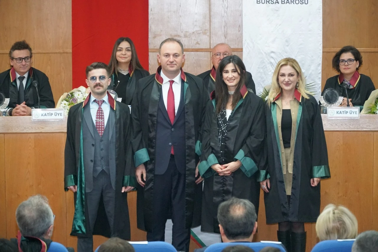Bursa Barosu’nda Yener Poroy ve yönetimi göreve başladı