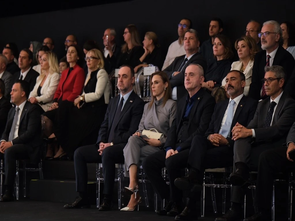 6'ncı Doku Kumaş Tasarım Yarışması'nda ödüller sahiplerini buldu