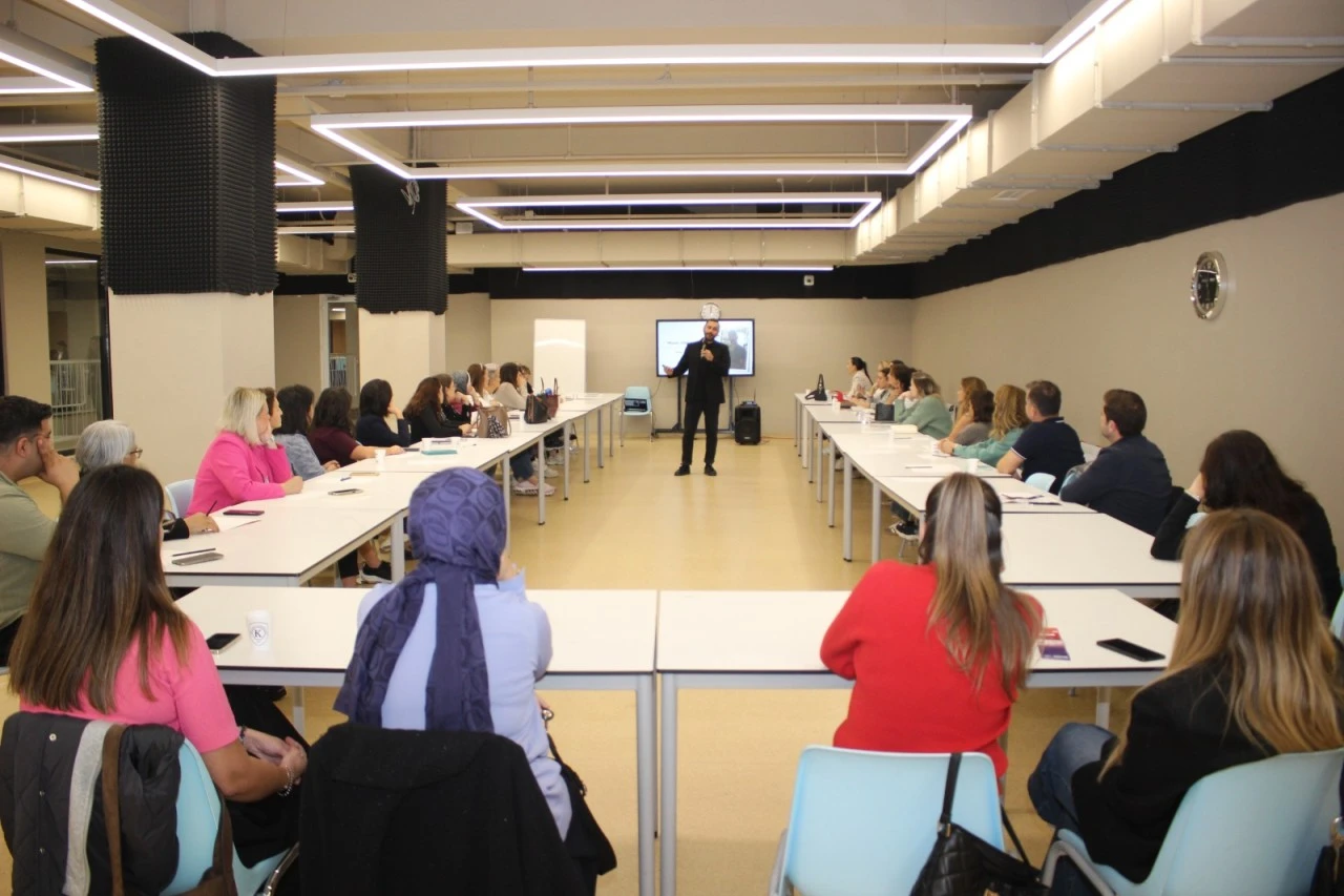 Bursa Kültür Okulları ve Mom Talks'tan ortak etkinlik