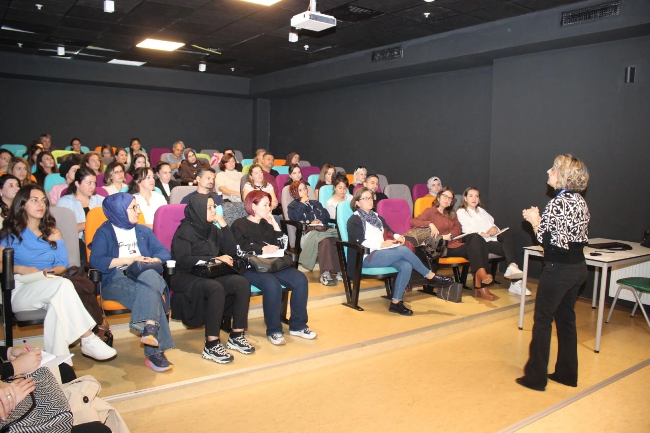 Bursa Kültür Okulları ve Mom Talks'tan ortak etkinlik