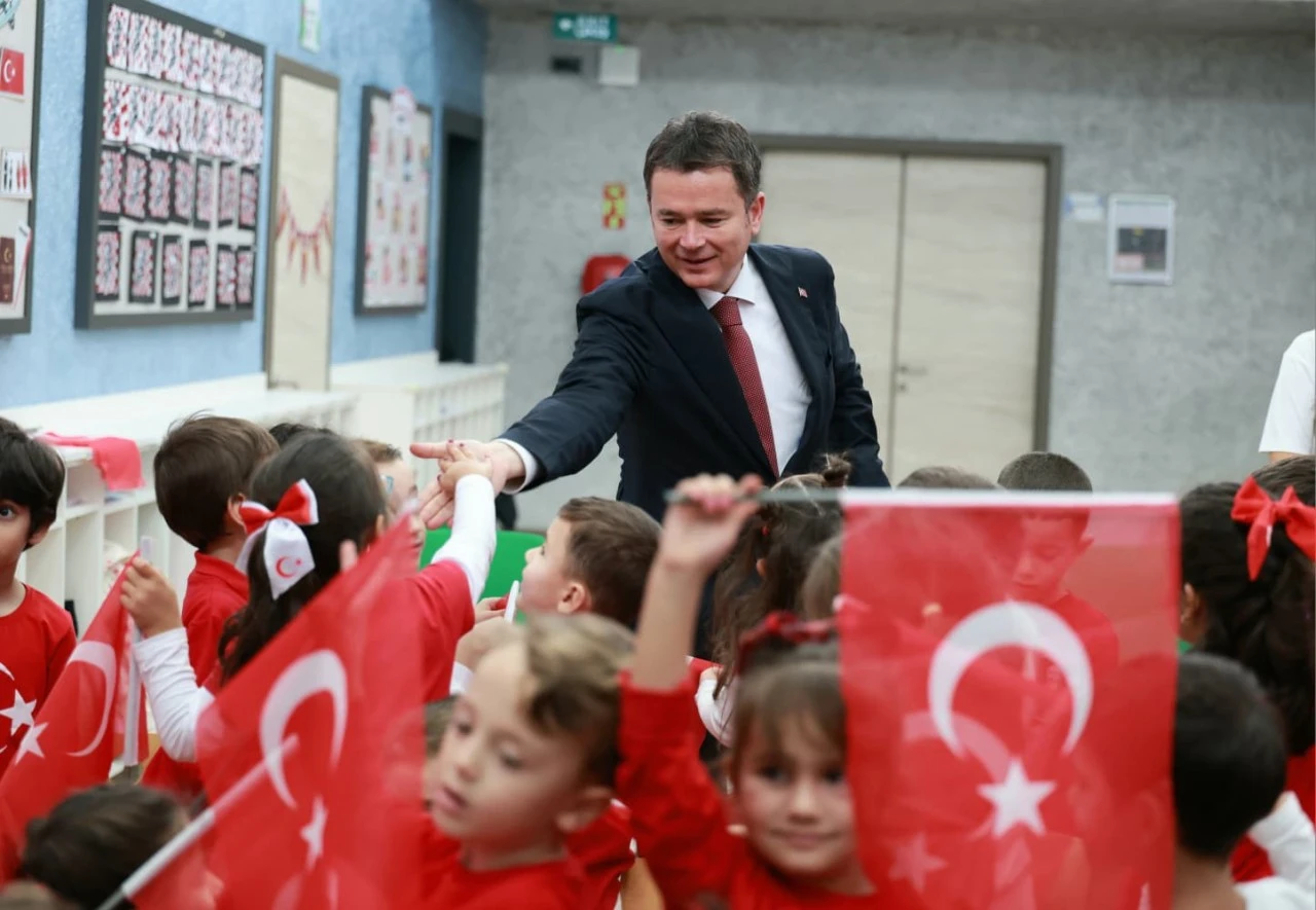Osmangazi Belediyesi'nin kreşlerinde Cumhuriyet coşkusu
