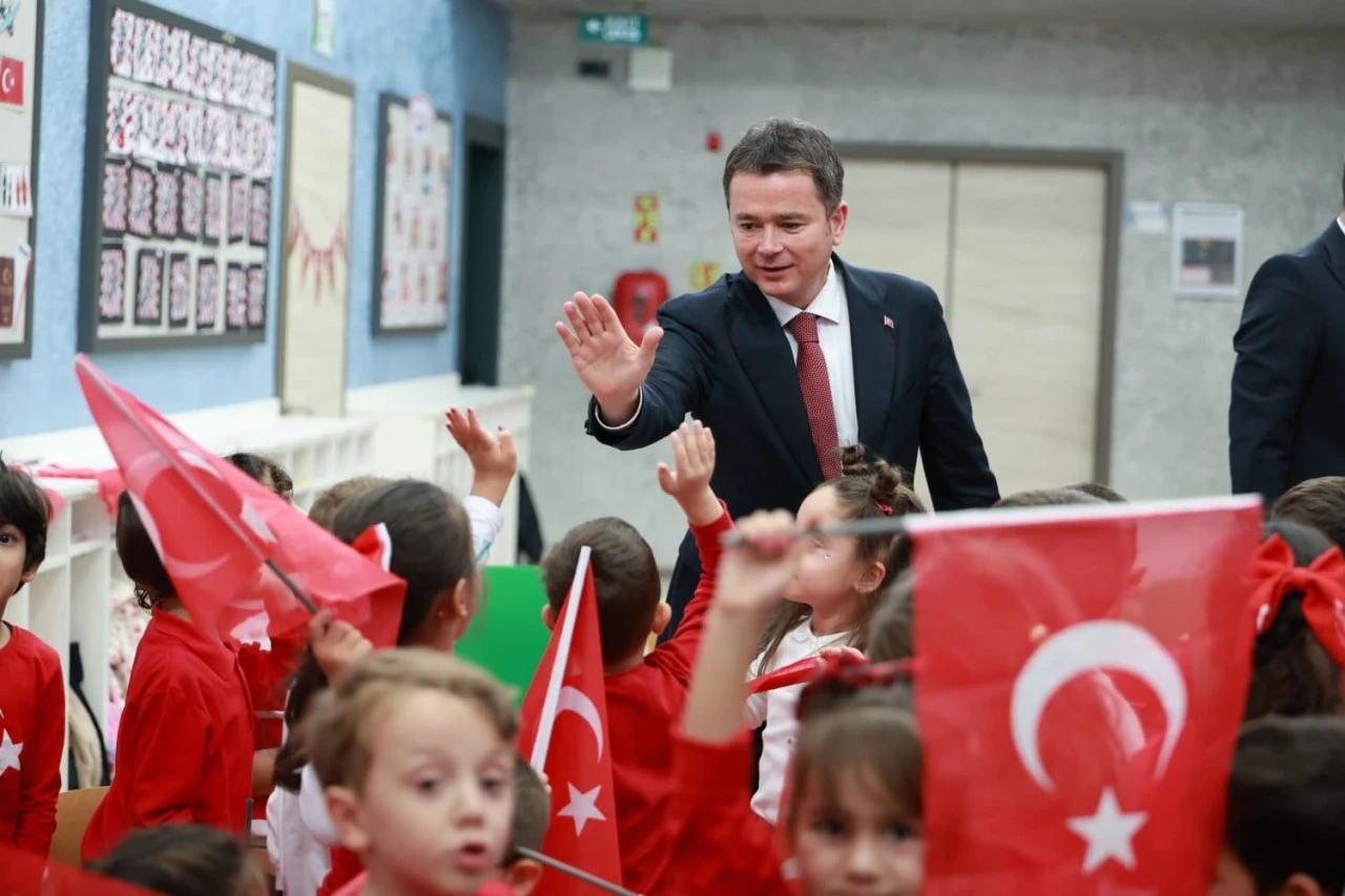 Osmangazi Belediyesi'nin kreşlerinde Cumhuriyet coşkusu