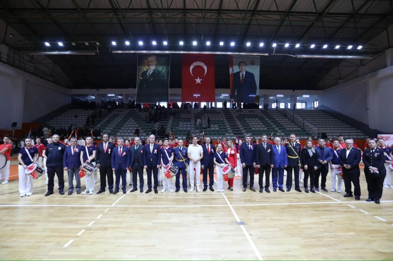 İnegöl'de 29 Ekim Cumhuriyet Bayramı coşkuyla kutlandı