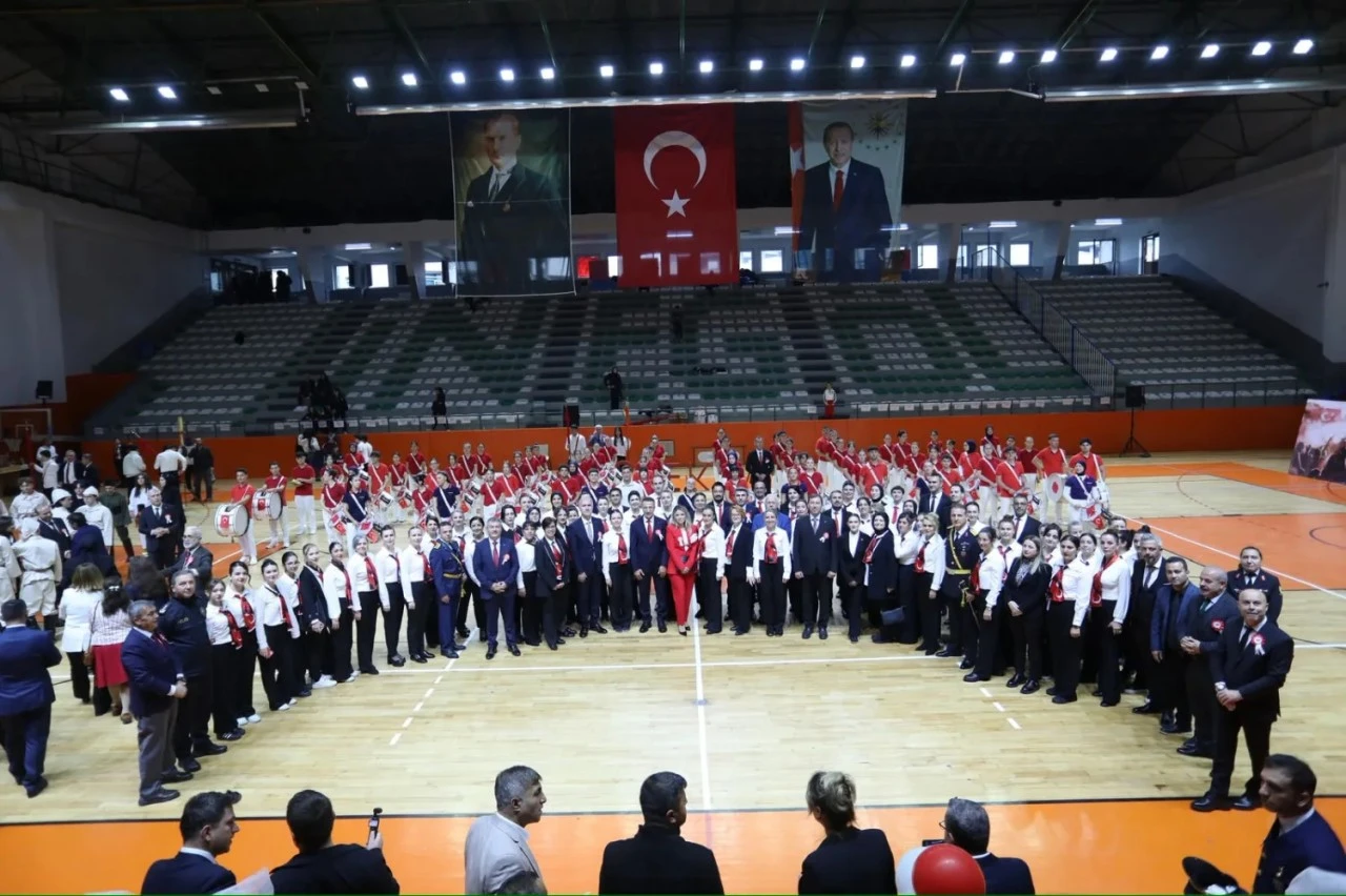 İnegöl'de 29 Ekim Cumhuriyet Bayramı coşkuyla kutlandı