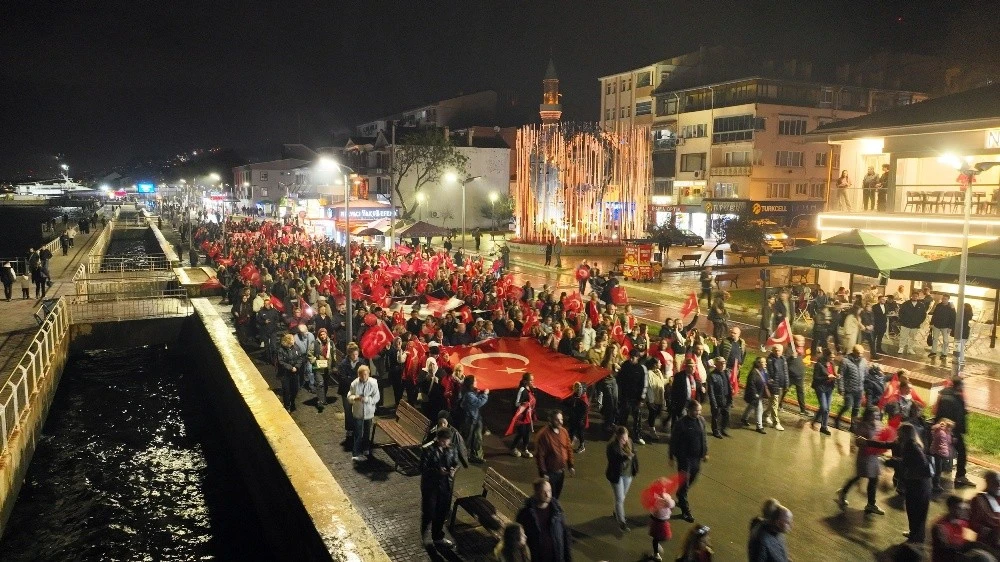 Mudanya'da denizden karaya Cumhuriyet Bayramı kutlamaları