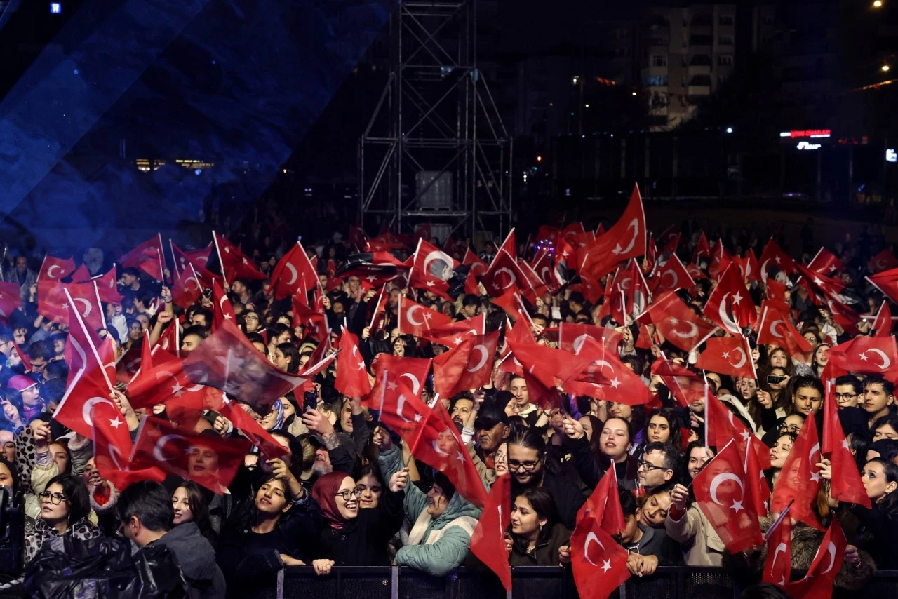 Binlerce Nil&uuml;ferli Cumhuriyet&rsquo;in 103&rsquo;&uuml;nc&uuml; yılında tek y&uuml;rek oldu