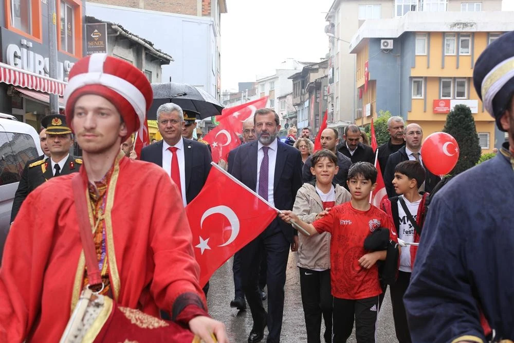 Gürsu'da görkemli Cumhuriyet'in 103. yılı kutlamaları