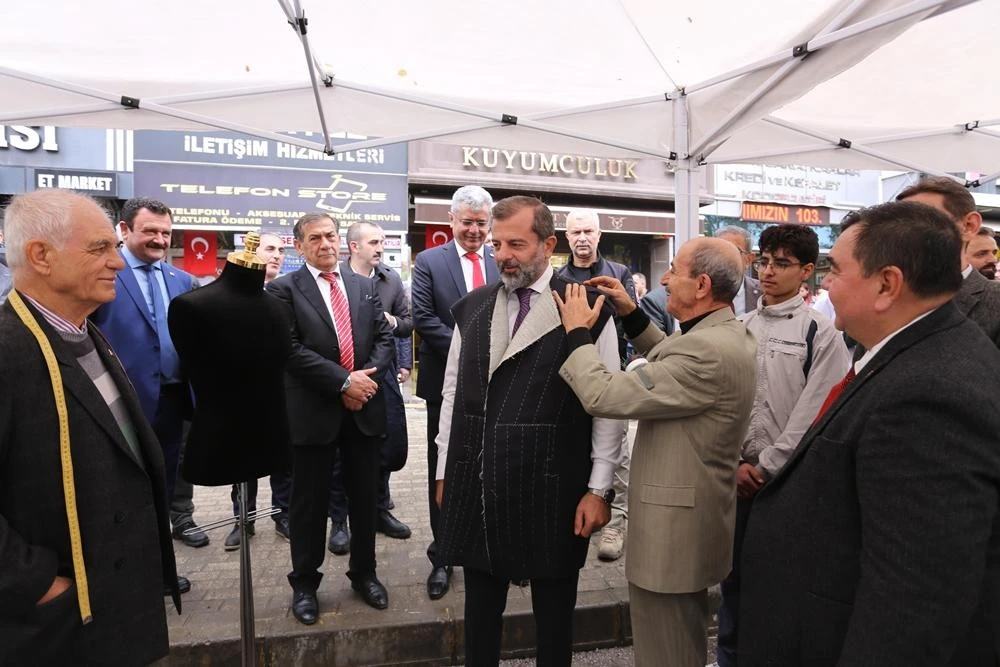 Gürsu'da görkemli Cumhuriyet'in 103. yılı kutlamaları