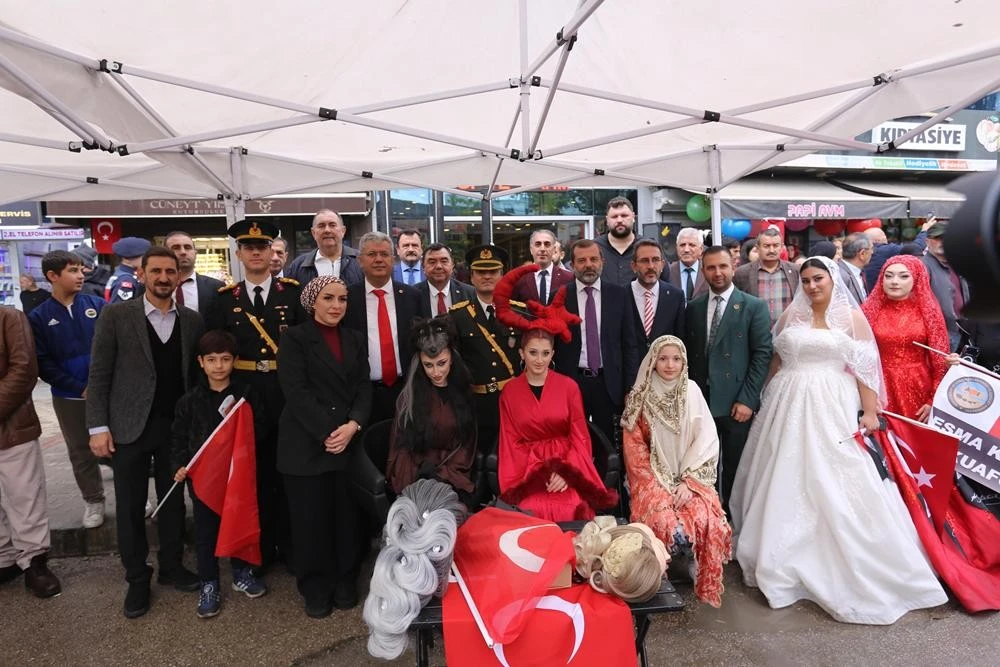 Gürsu'da görkemli Cumhuriyet'in 103. yılı kutlamaları