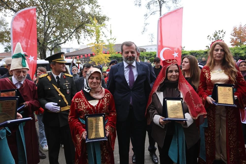 Gürsu'da görkemli Cumhuriyet'in 103. yılı kutlamaları