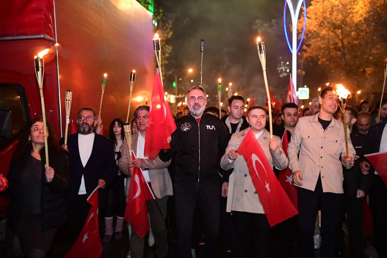 Kestel Belediyesi'nden Cumhuriyet'in 103. yılına görkemli kutlama