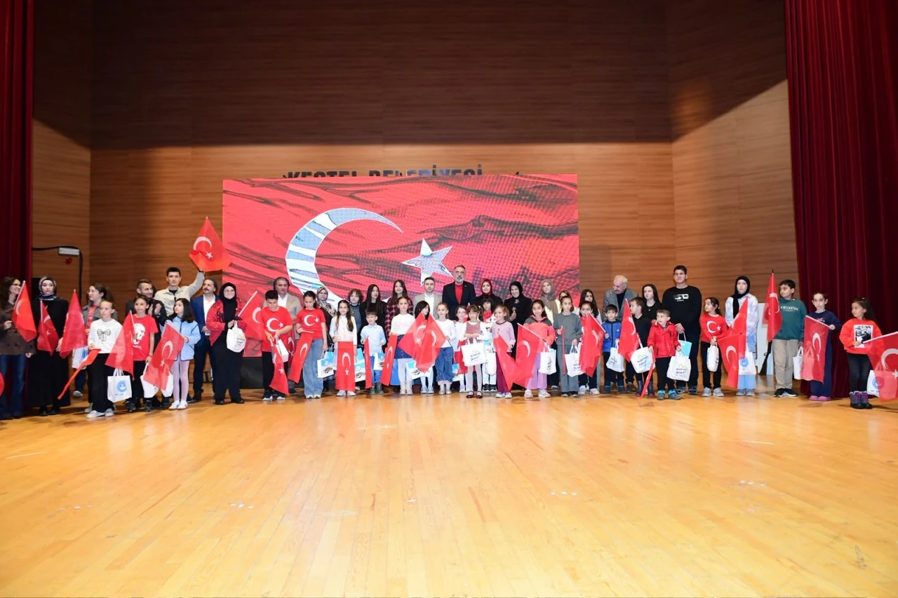Kestel Belediyesi'nden Cumhuriyet'in 103. yılına görkemli kutlama