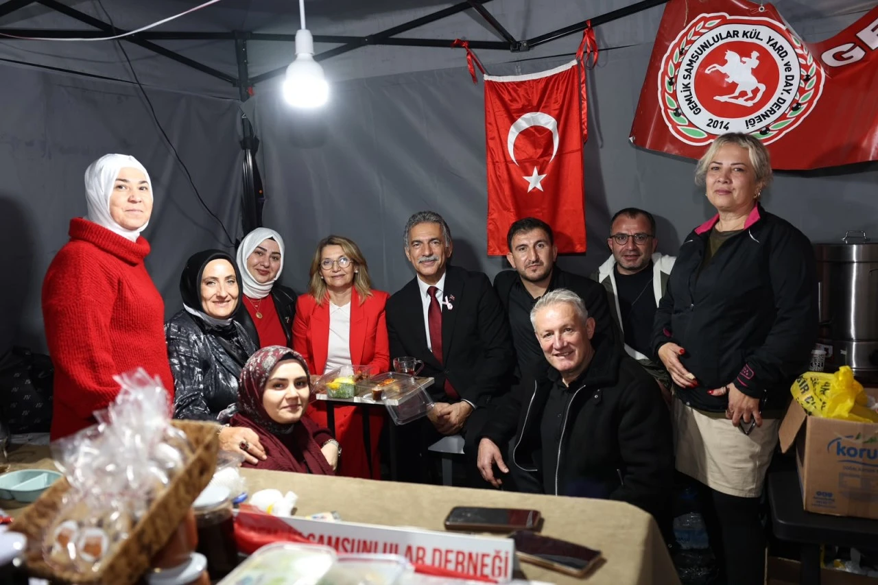 Gemlik’te Anadolu’nun renkleri Cumhuriyet coşkusuyla buluştu